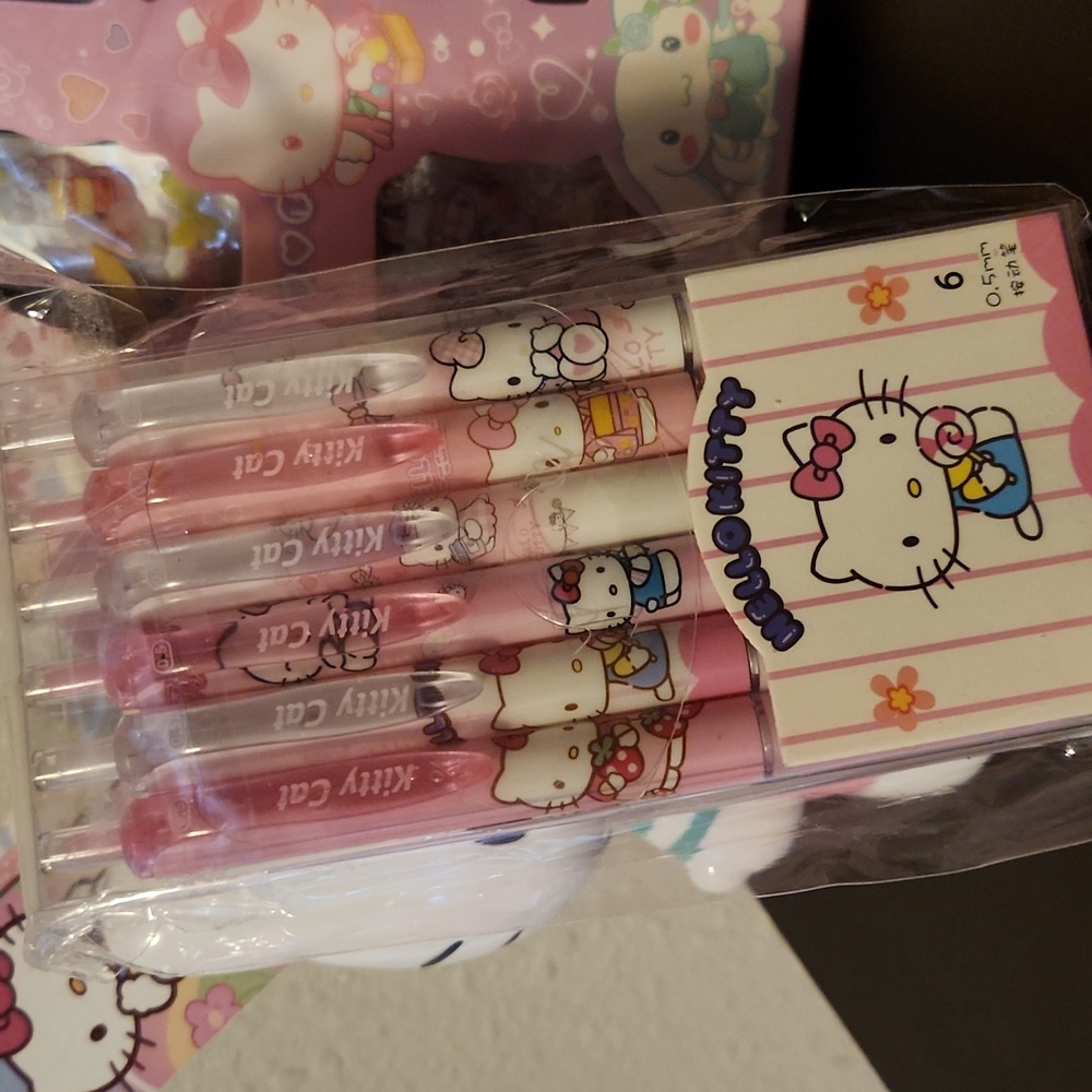 Hello Kitty Bundle #2 - Picture 3 of 5